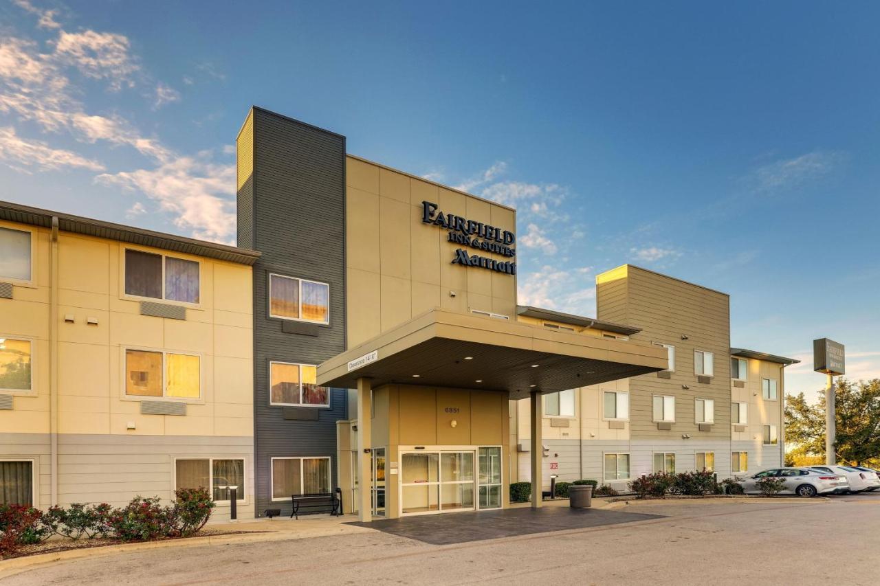 Fairfield & By Marriott Worth I-30 West Near Nas Jrb Fort Worth