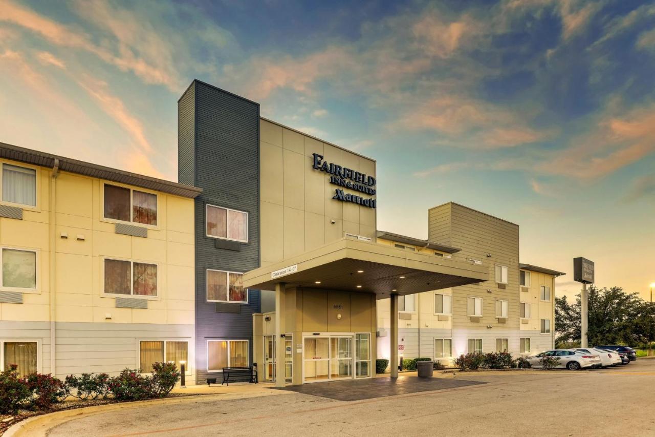 Hotel Fairfield & By Marriott Worth I-30 West Near Nas Jrb 3*