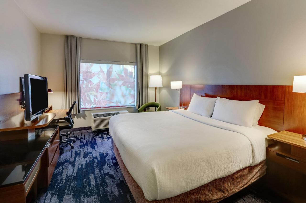 Hotel Fairfield & By Marriott Worth I-30 West Near Nas Jrb 3*
