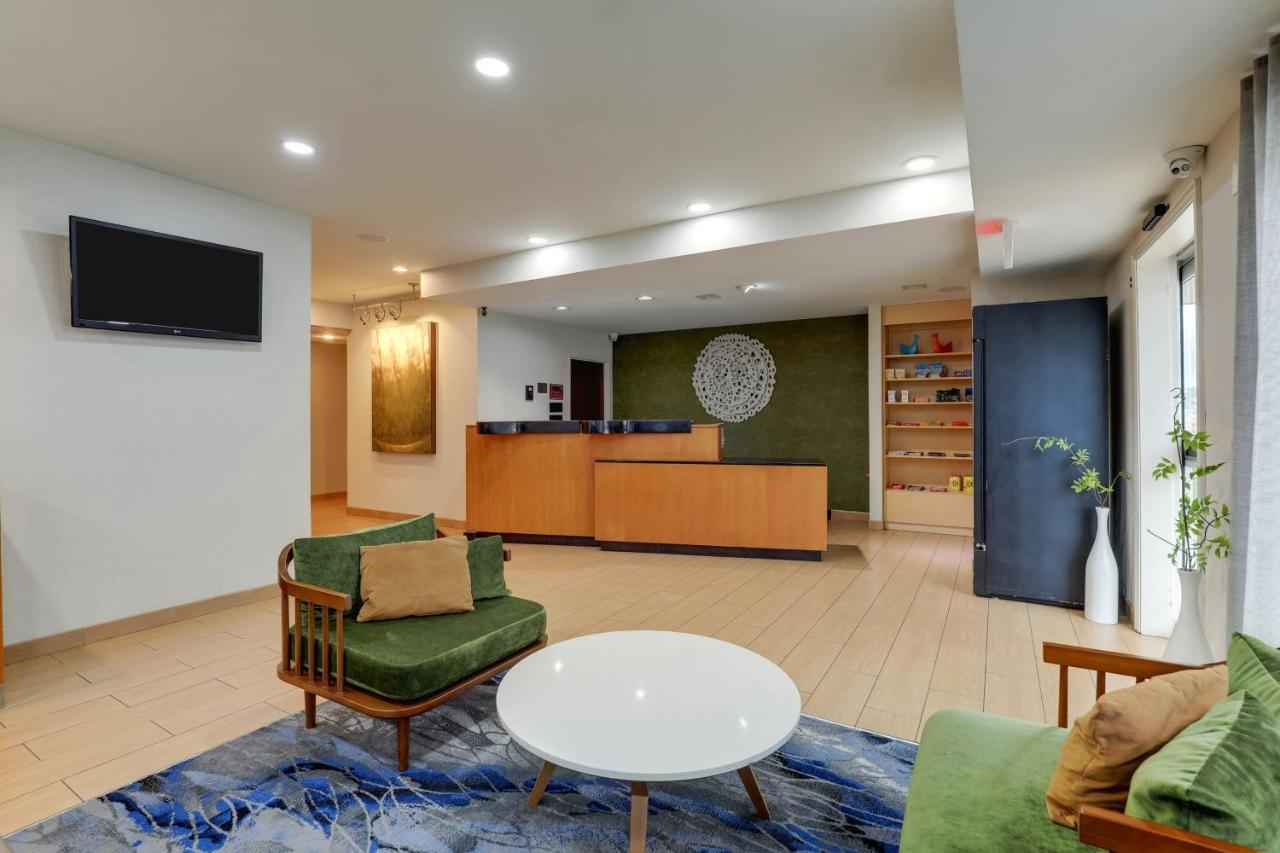Fairfield & By Marriott Worth I-30 West Near Nas Jrb Hotel 3*