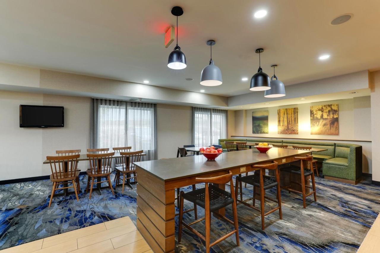 Fairfield & By Marriott Worth I-30 West Near Nas Jrb 3* Fort Worth